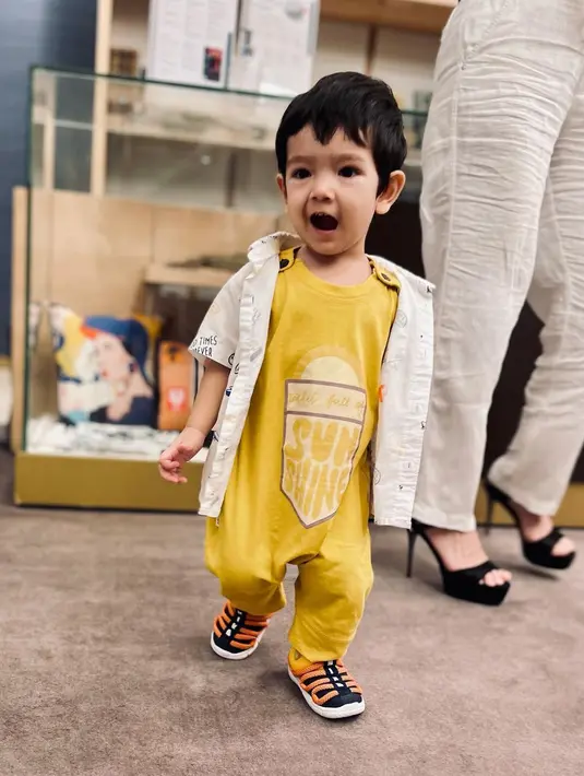 (Instagram/putriannesaloka)