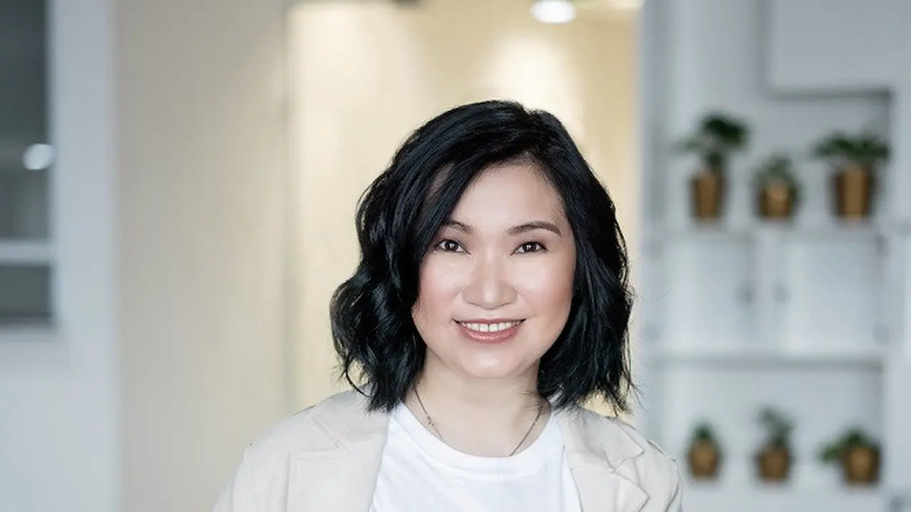 Diary Fimela: Evelyn Yonathan, Pemimpin Lazada Indonesia Pendobrak Stereotip Perempuan di Industri Digital