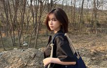 5 Potret Terbaru Karina Aespa Pakai Outfit Simpel Tapi Kece Banget dengan Rambut Pendek, Tampil Pede di Bawah Terik Matahari