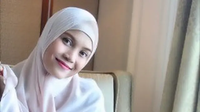 Momfluencer Rosni Ardiawinati