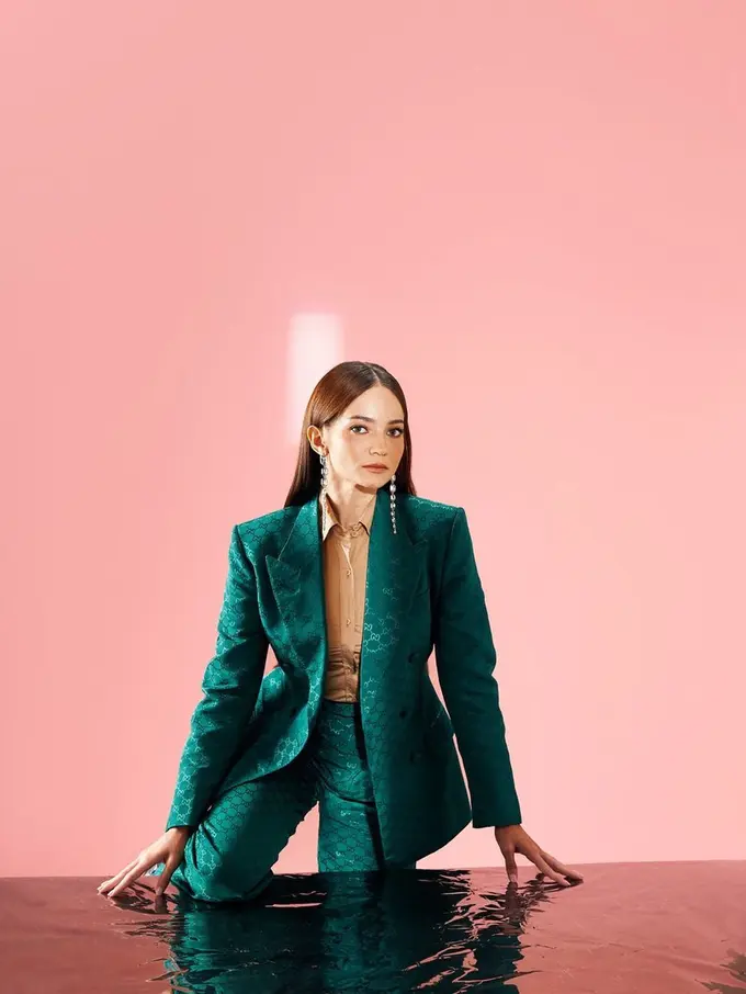 Enzy Storia pemilik zodiak Leo yang fashionable