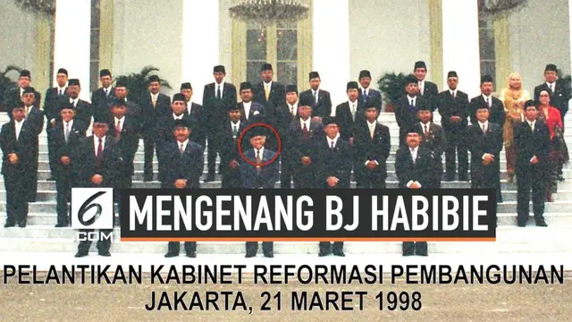 BJ Habibie diangkat sebagai menteri riset dan teknologi oleh presiden Soeharto tahun 1978. Jabatan ini terus melekat selama dua dekade.