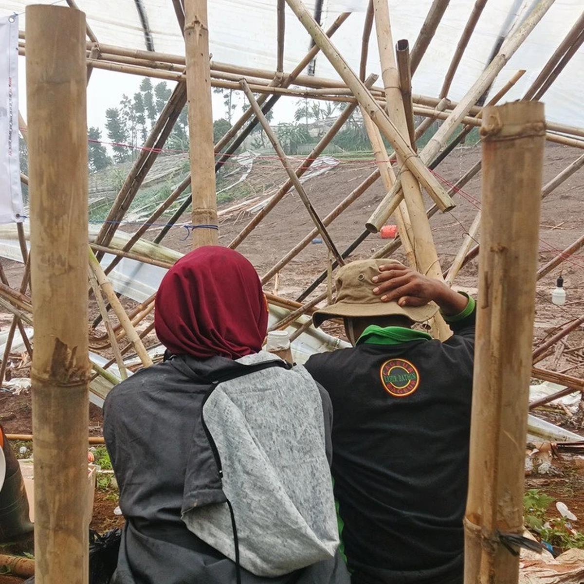 Anggota Basarnas pada Kantor SAR Bandung, Agung Suprianto