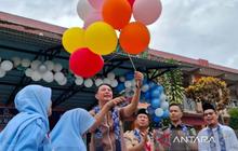 Fakta Unik Bulan Bahasa 2025: Bupati Rejang Lebong Apresiasi Inovasi Literasi Digital di SMPN 1