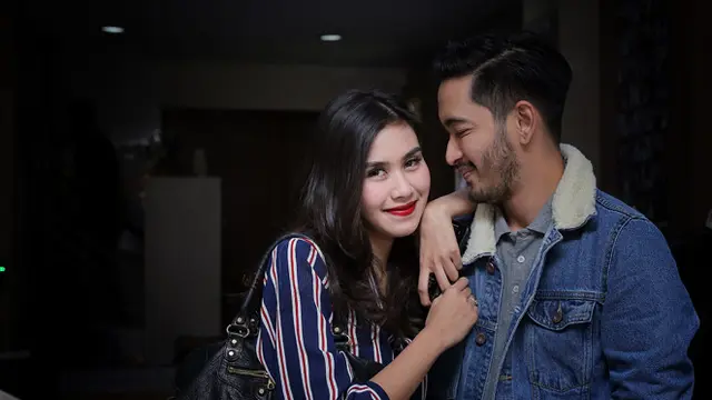 [Bintang] Syahnaz Shadiqa dan Jeje Govinda