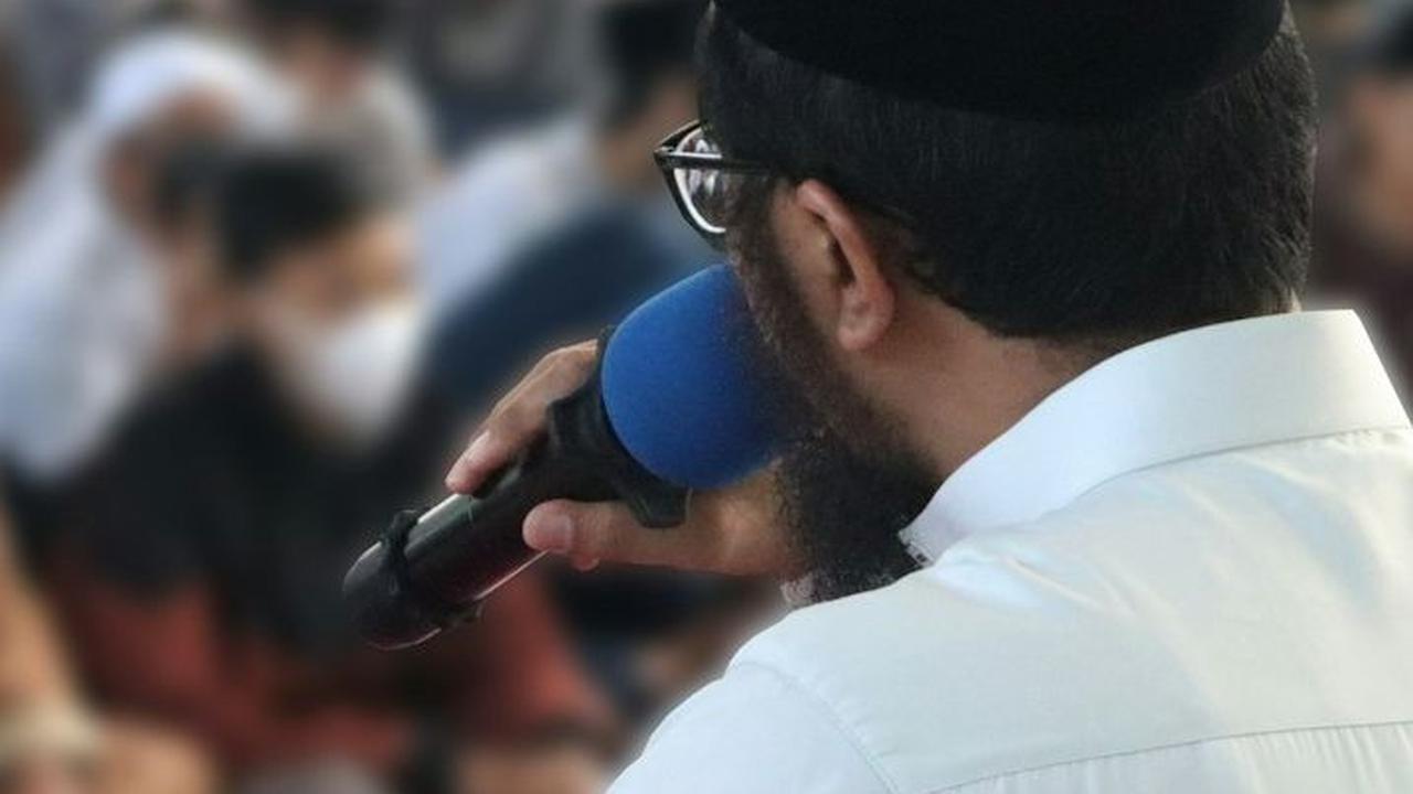 3. "Siapa Bilang Puasa Itu Serius? Tawa dan Canda dalam Menjalani Ibadah"<br>