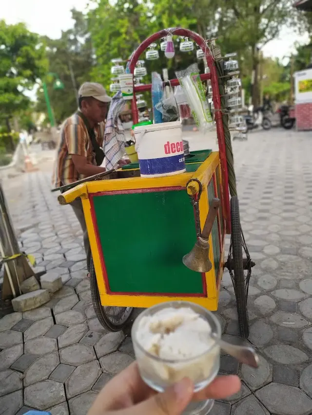Rekomendasi Tempat Makan Sekitar Ngarsopuro Solo