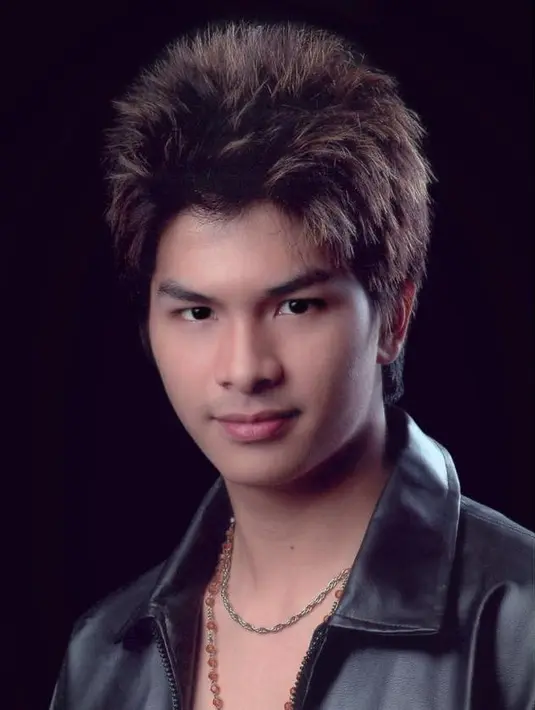 Ini adalah foto Glenn Alinskie pada tahun 2007. Dari dulu wajahnya tetap tak berubah. (Foto: instagram.com/malibu62studio)