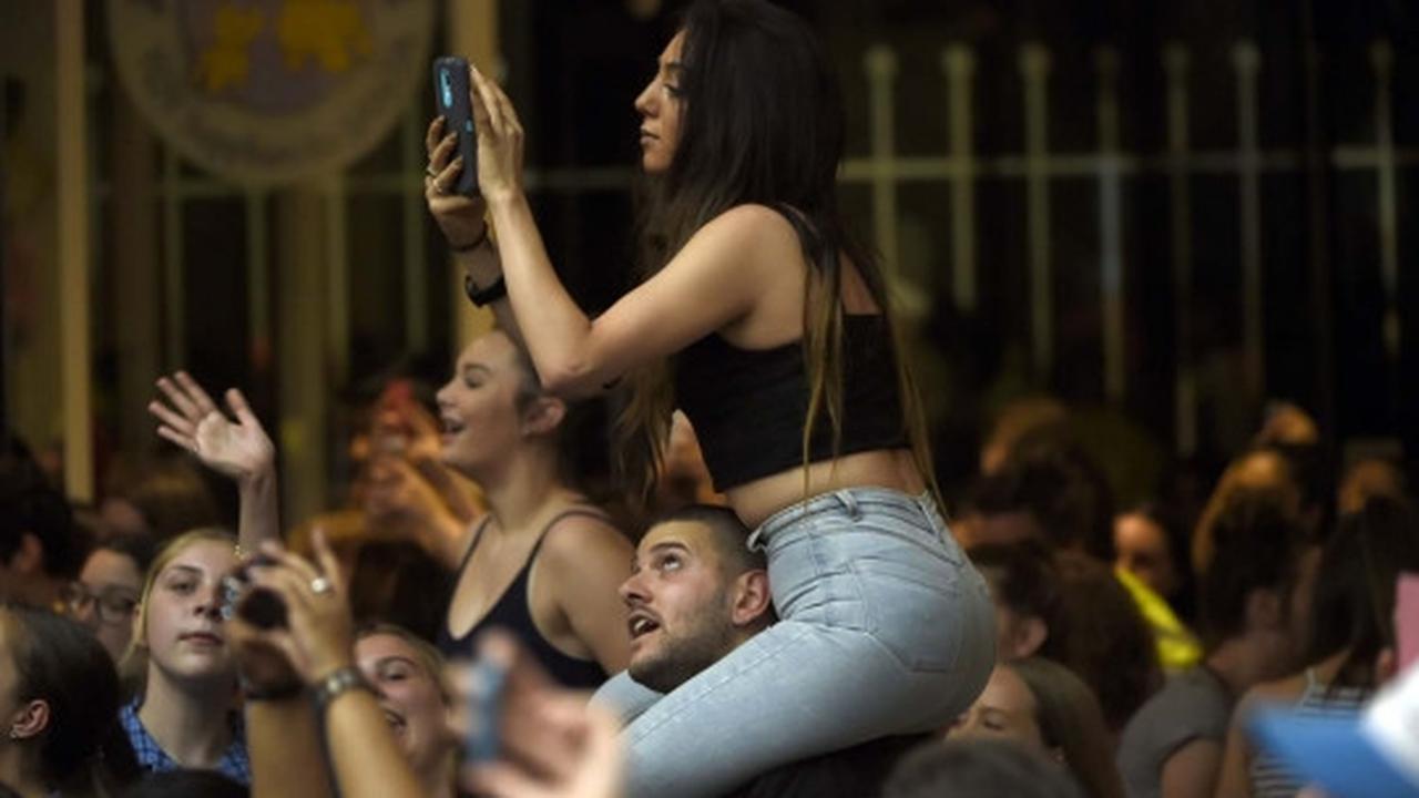 Pesona Kendall dan Kylie bikin heboh fans di Melbourne