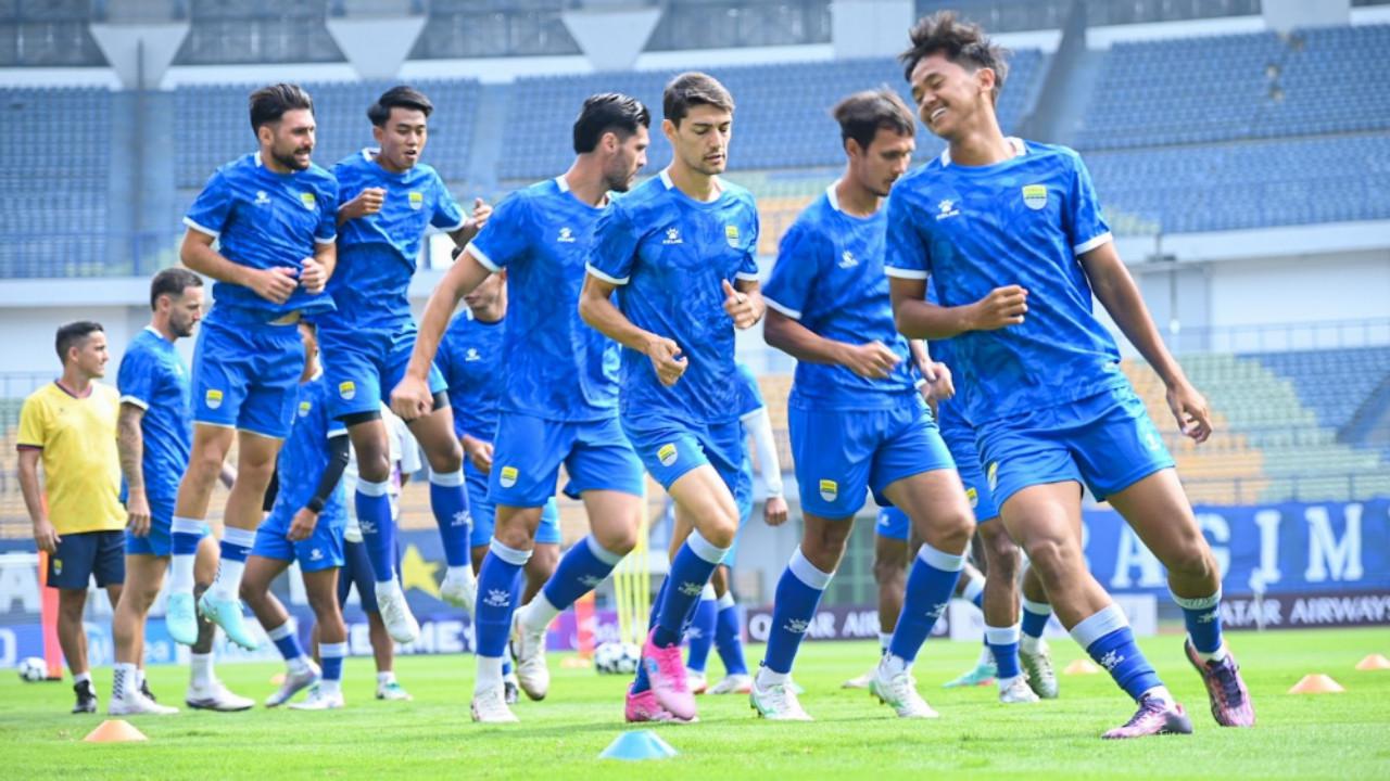 Nonton Live Streaming BRI Super League Persita Tangerang vs Persib ...