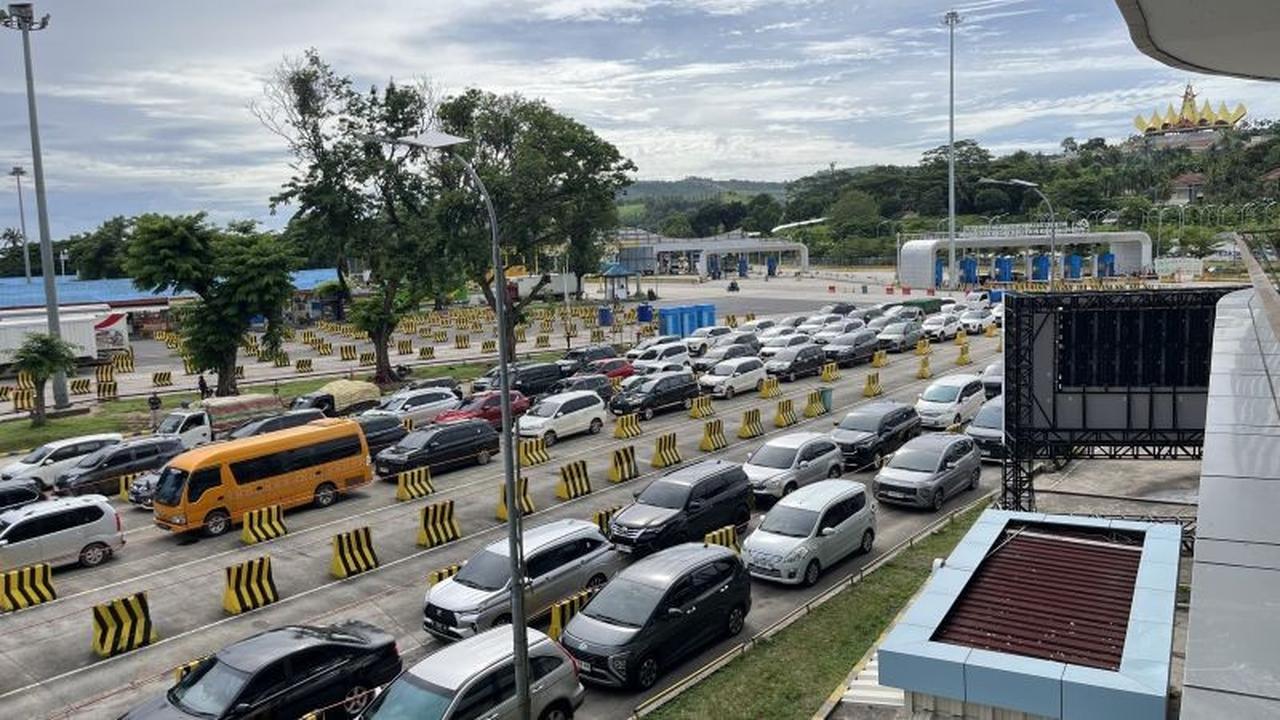 Arus Mudik Bakauheni H+2 Natal 2025: Ramai Lancar, Penumpang Capai Belasan Ribu