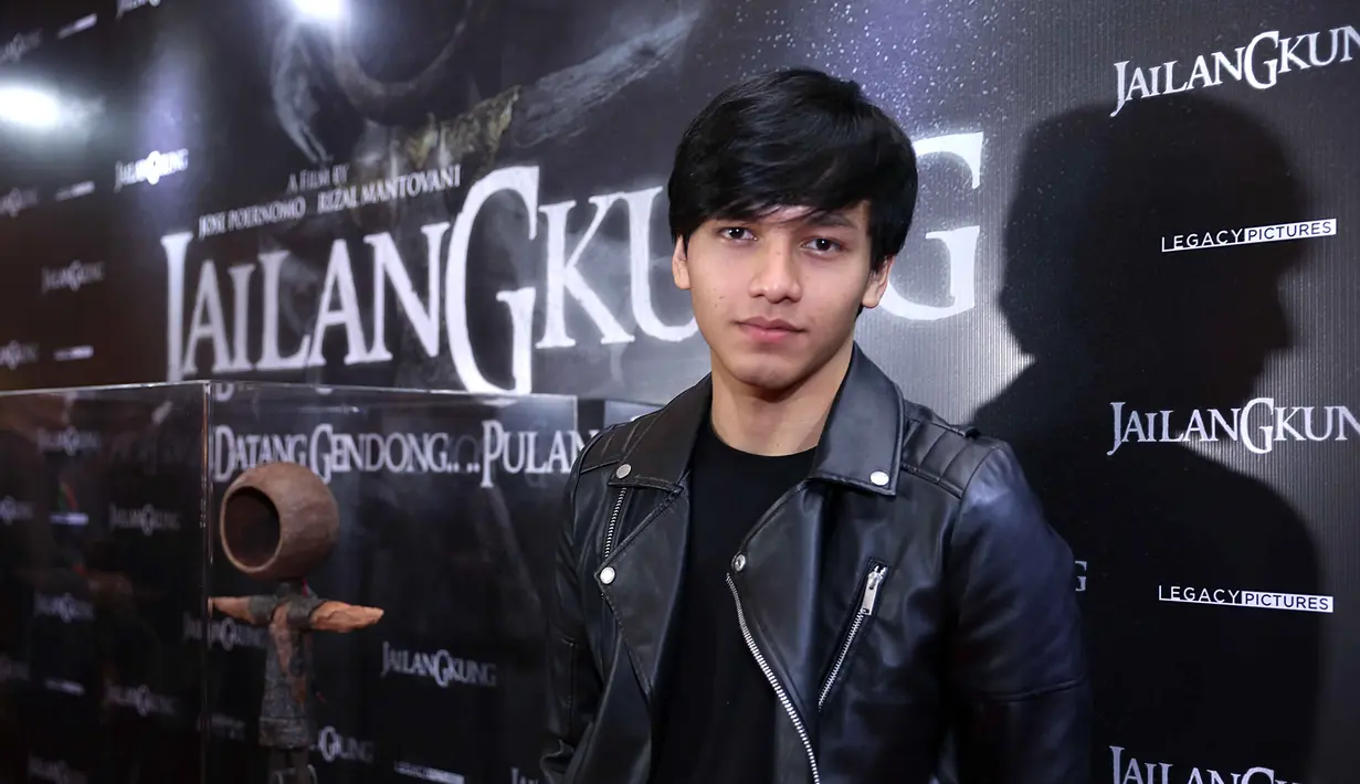 Banyak tantangan yang didapatkan Jefry Nichole dalam film terbarunya berjudul Jailangkung. Dalam film besutan sutradara  Jose Poernomo dan Rizal Mantovani itu berperan sebagai orang Jawa. (Nurwahyunan/Bintang.com)