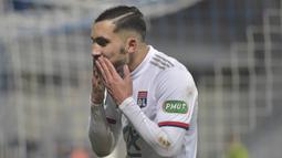 2. Rayan Cherki (Lyon/ 16 tahun, 102 hari) - Melakukan debut pada 27/11/2019 saat melawan Zenit di Saint Petersburg pada fase grup musim 2019/2020 sebagai pemain pengganti pada menit k-74. Lyon kalah 0-2 dalam laga tersebut. (AFP/Romain Lafabregue)