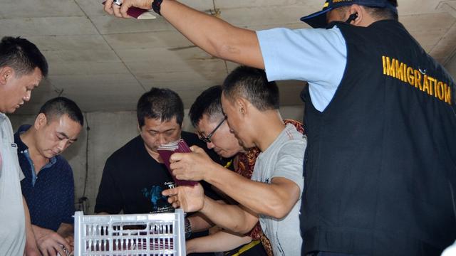 Operasi Imigrasi Temukan Izin 45 TKA Tiongkok Kedaluarsa
