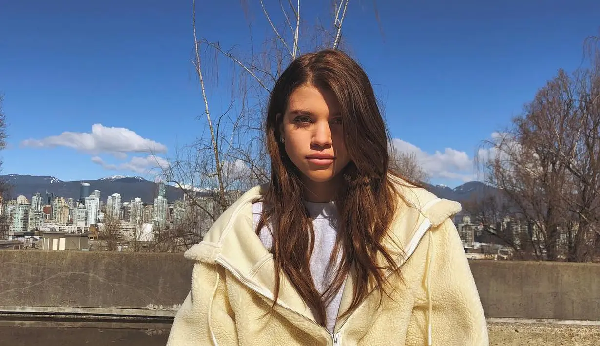 Kendati demikian, Sofia sepertinya masih ingin berusaha mendapatkan restu sang ayah. (instagram/sofiarichie)