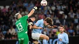 Bermain tandang pada laga pekan ke-14 La Liga 2024/2025, Barcelona ditahan imbang Celta Vigo dengan skor 2-2. (MIGUEL RIOPA/AFP