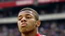 4. David Neres (Ajax) - Dortmund menjadi satu dari sekian klub yang serius mendatangkan pemain 21 tahun tersebut. Angka 30 juta euro dianggap angka yang sudah ditawarkan Borrusia Dortmund untuk pemain mungil tersebut. (AFP/Robin van Lonkhuijsen)