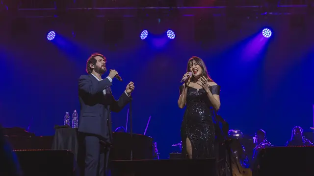 Suasana Konser Josh Groban, GEMS World Tour 2026 di Jakarta, Hadirkan Raisa Sebagai Guest Star