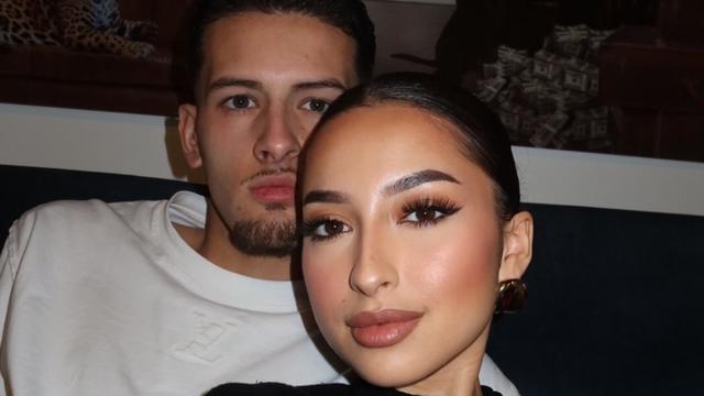 Potret Jennifer Coppen Habiskan Akhir Tahun Bareng Keluarga Justin Hubner, Tampil Cantik dengan Latte Makeup