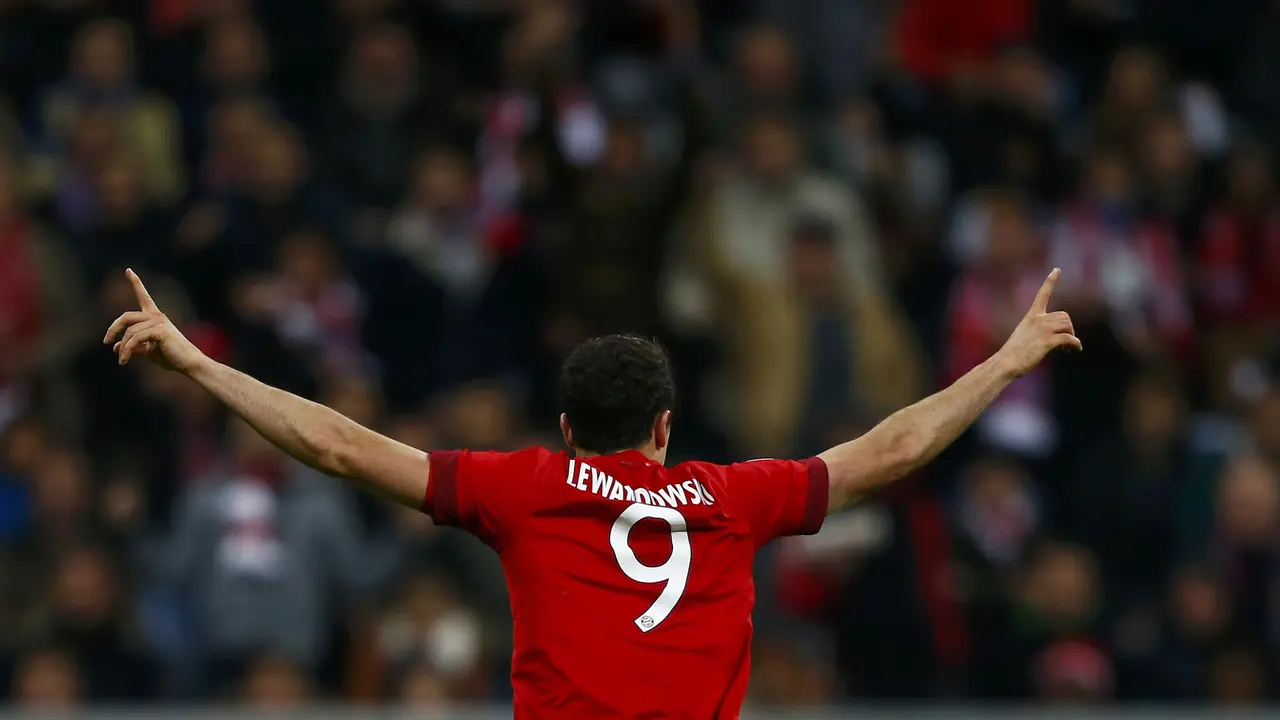 Lewandowski Menggila Lagi, Bayern Lumat Dinamo Zagreb 5-0