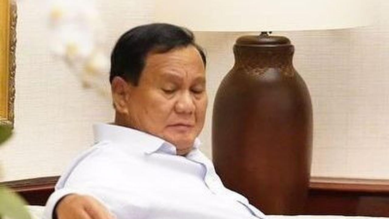 Prabowo menegaskan, bahwa mandat dari rakyat Indonesia sudah ada di tangannya. <br>