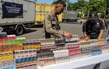 FOTO:  11 Juta Batang Rokok Ilegal Senilai Rp 16,6 Miliar Dimusnahkan