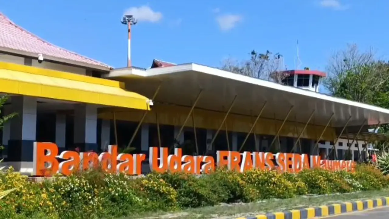 Erupsi Gunung Lewotobi, Bandara Maumere Ditutup Dua Hari