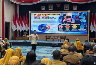 Densus 88 Antiteror Polri bersama Dinas Pendidikan Provinsi DKI Jakarta memperkuat upaya deteksi dini intoleransi, radikalisme, ekstremisme, dan terorisme (IRET), serta perundungan siber di lingkungan sekolah.