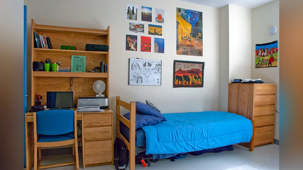Tips Mendekorasi Kamar Kos atau Asrama