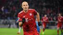 Hampir satu dekade Robben bermain di Bayern Munchen. Banyak gelar yang disumbangkan untuk the Bavarian. Namun kontraknya yang tidak diperpanjang membuat Robben harus mencari pelabuhan karier selanjutnya. (Kolase Foto AFP)
