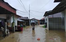 Ratusan Rumah di Kurao Pagang Terendam Banjir, Warga Padang Khawatir Hujan Berlanjut