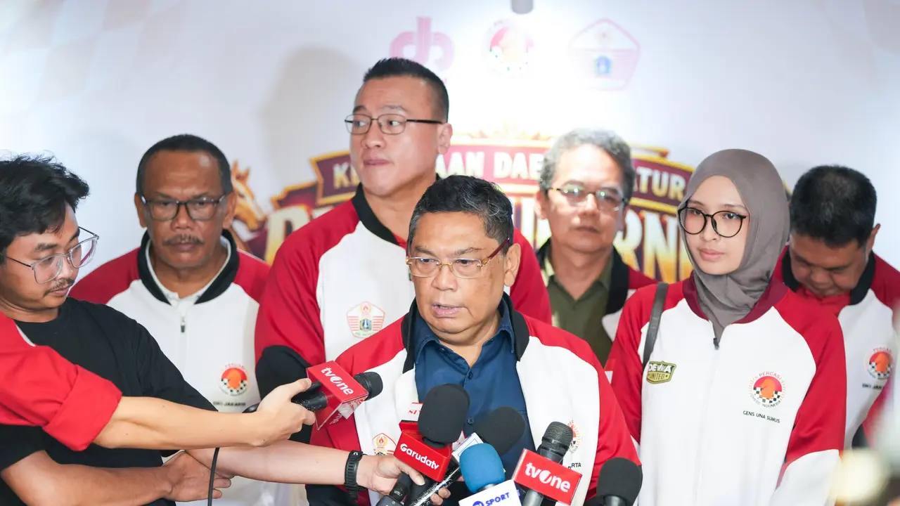 Utut Adianto bersama ketum Percasi DKI Jakarta Hardiyanto Kenneth