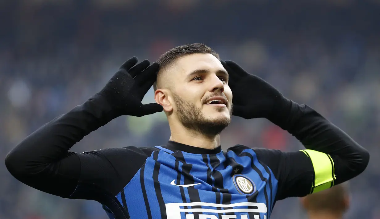 5. Mauro Icardi - Penyerang asal Argentina itu merupakan kunci kehebatan Inter Milan saat ini. Gol-gol yang diciptakan pun sering menjadi penentu kemenangan. Pria berusia 24 tahun itu memimpin top scorer dengan 16 gol. (AP/Antonio Calanni)