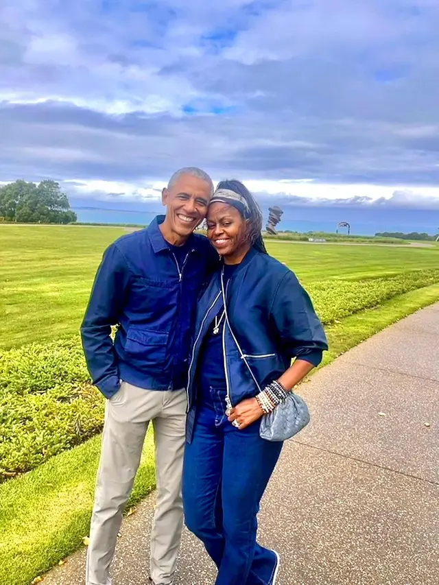Postingan ulang Tahun Pernikahan Michelle dan Barack Obama