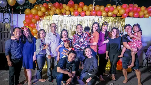 6 Potret Ulang Tahun Judika ke-41 Bersama Fans dan Keluarga