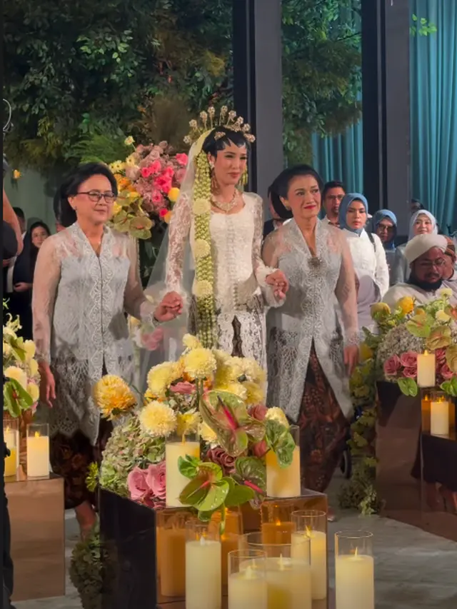 Pernikahan Anak Dede Yusuf, Alifiya Arkana dan Khalifah Alkays (Foto: Instagram Alifiya)