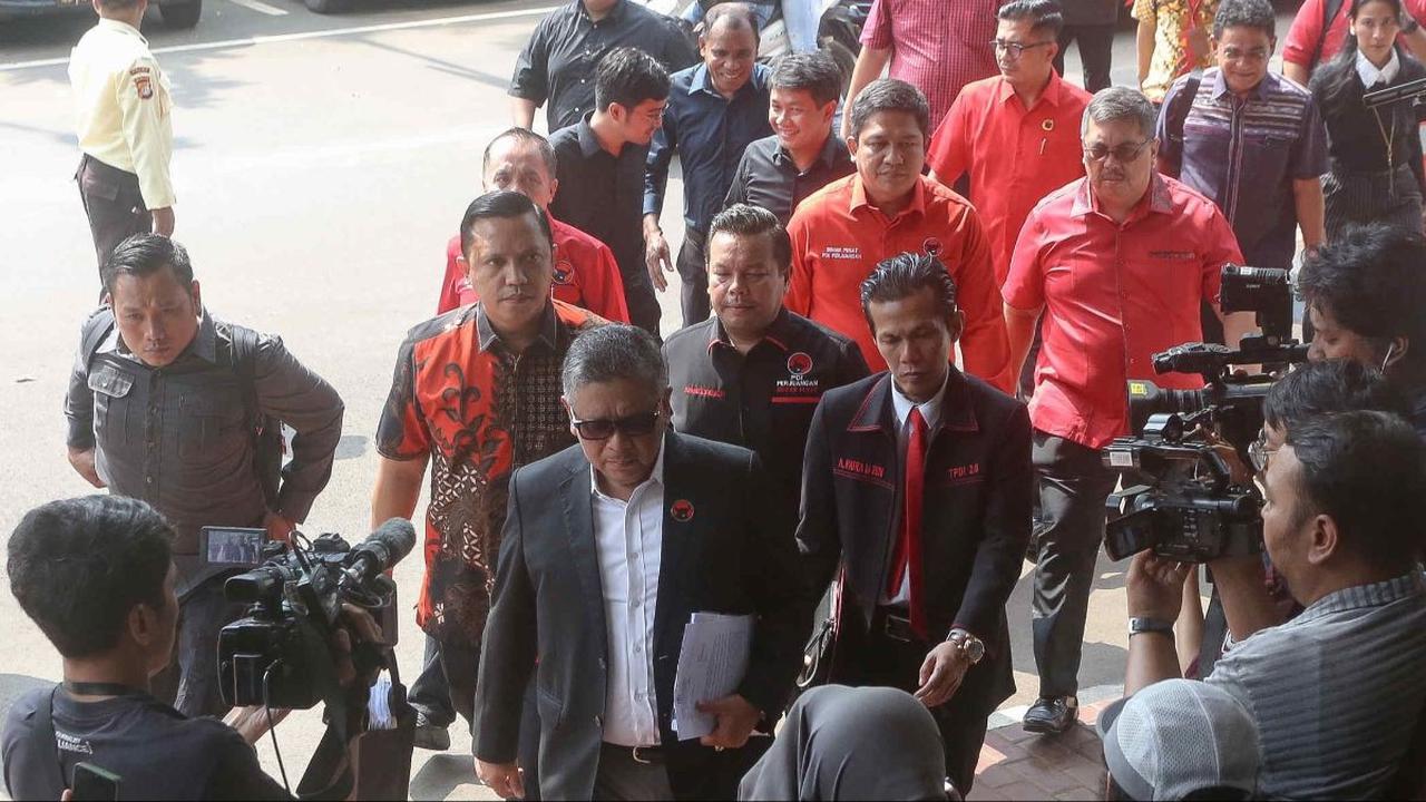 Komarudin Watubun Sempat Ingin Kerahkan 'Pasukan' Kawal Pemeriksaan Sekjen PDIP di Polda Metro Jaya