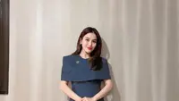 Ayu Ting Ting Klarifikasi Kedekatan dengan Kevin Gusnadi: Pelan-pelan, Santai Dulu...