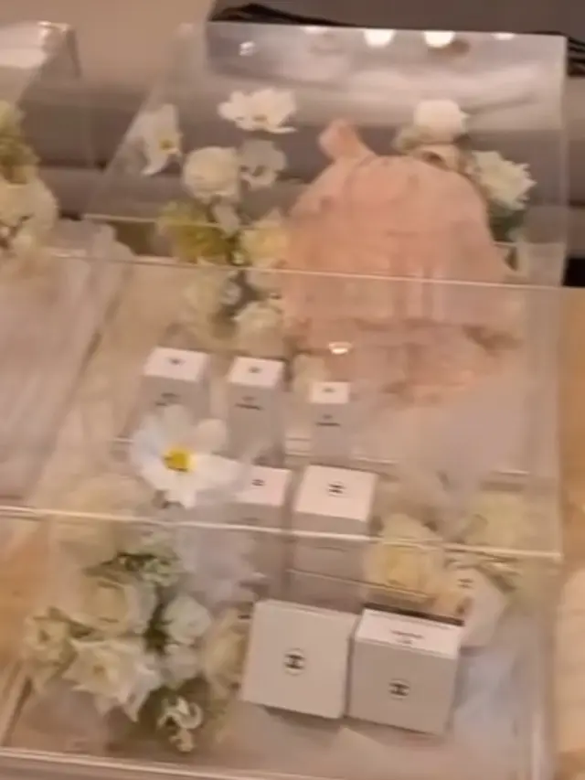 Isi Seserahan Al Ghazali untuk Alyssa Daguise. [dok. dianaeditya]