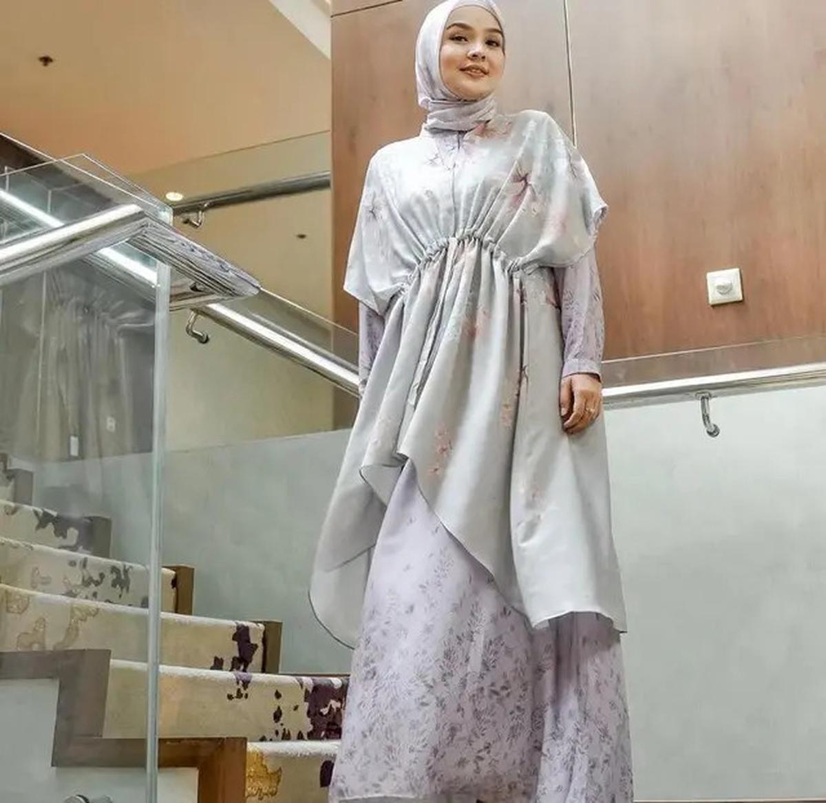 Cara Pilih Model Baju yang Pas Agar Perut Tidak Kelihatan Buncit, Bikin Penampilan Makin Kece