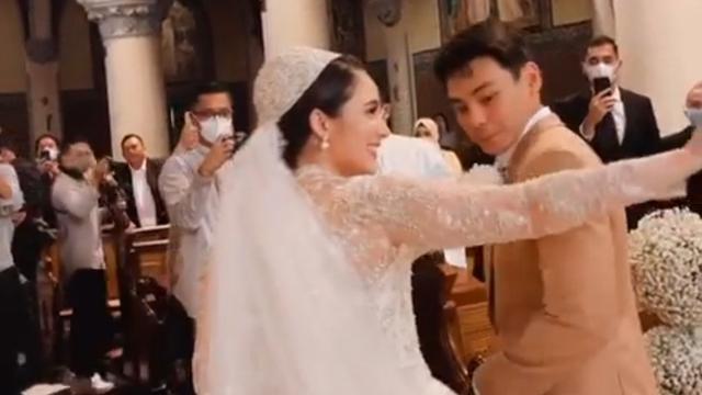 Chelsea Islan dan Rob Clinton Menikah