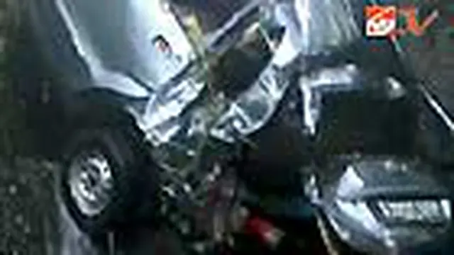 Mobil Figuran Sinetron Masuk Jurang