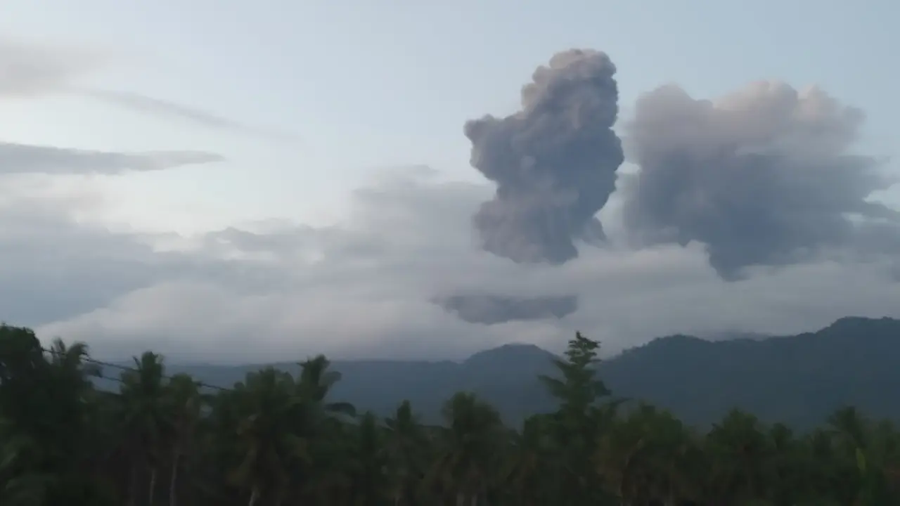 Gunung Dakono