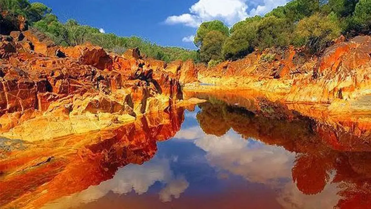 7 Objek Wisata Menakjubkan Tapi Mematikan