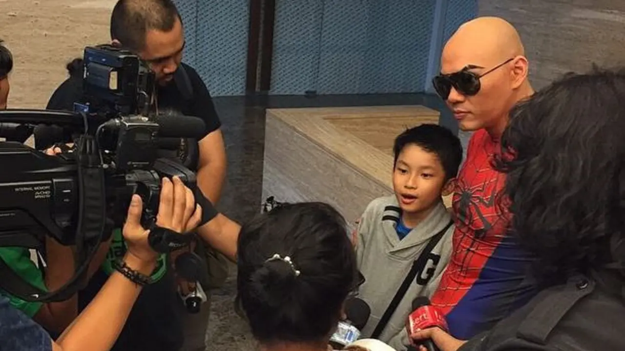 [Bintang] Deddy Corbuzier