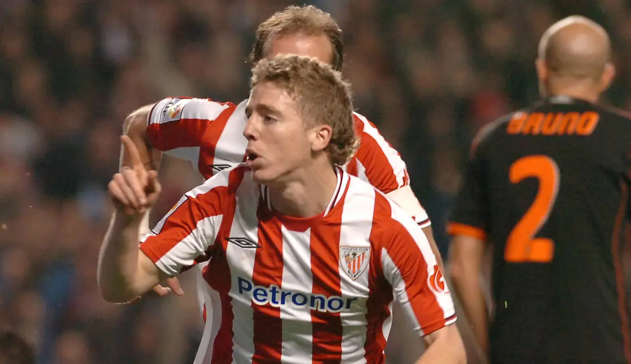 2. Iker Muniain – 16 tahun, 9 bulan, 15 hari: Athletic vs Real Valladolid (2009/10): Dirinya membobol gawang lawan dalam pertandingan imbang 2-2 melawan Valladolid. Gol ini lah yang menjadikannya sebagai pencetak gol termuda dalam sejarah La Liga, sebelum akhirnya dipecahkan oleh Olinga (La Liga)