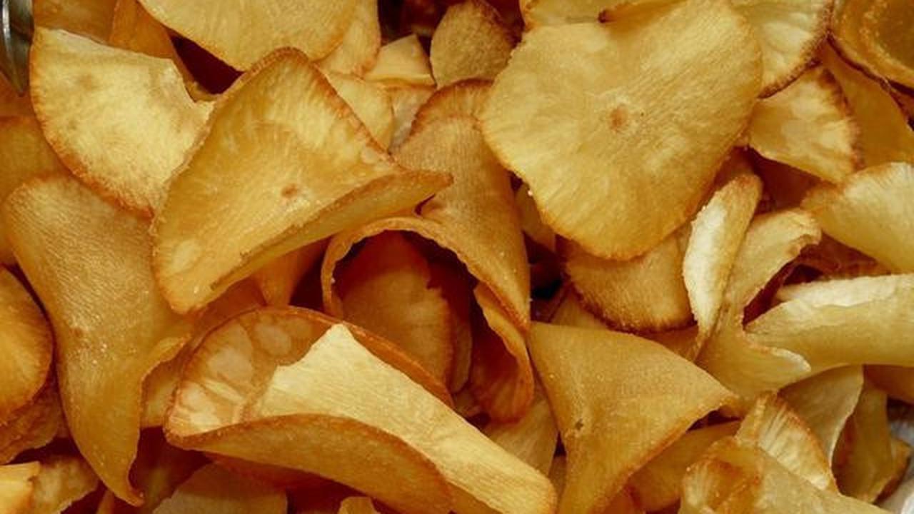 Resep Keripik Singkong Pedas Manis, Renyah Tahan Lama Tidak Keras