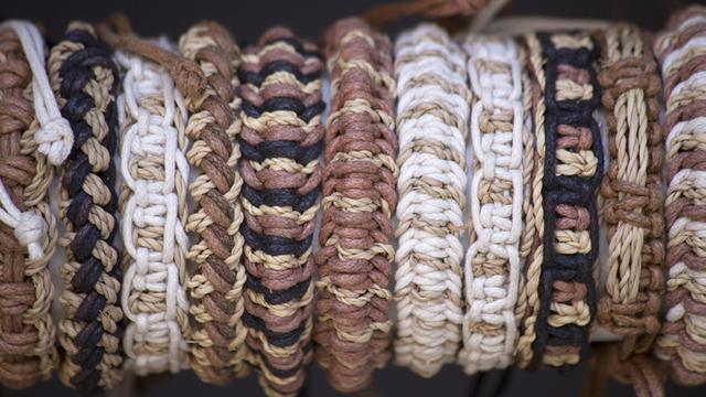 Cara Membuat Gelang Dari Tali Kur