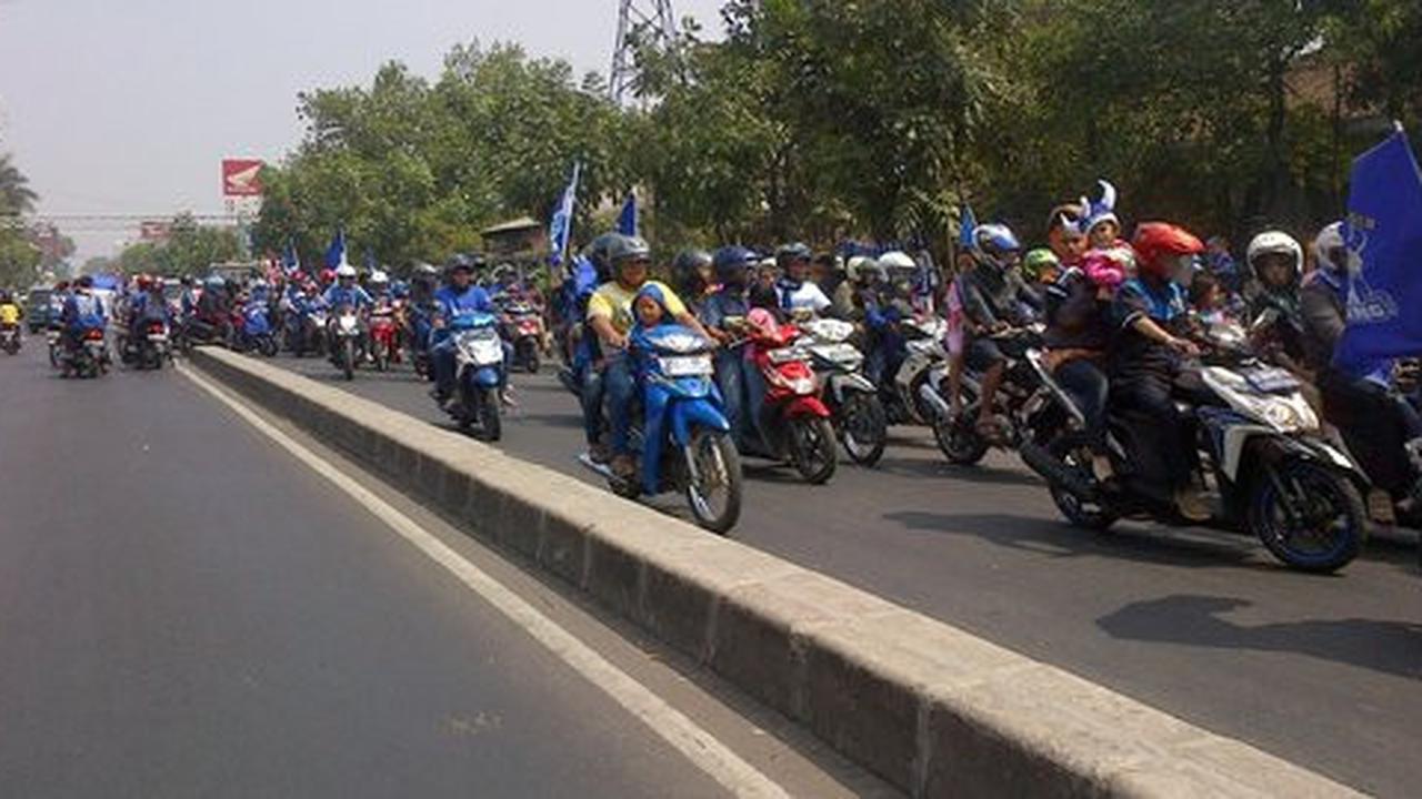 Jelang pawai kemenangan Persib, Bobotoh gelar pawai ke Padalarang