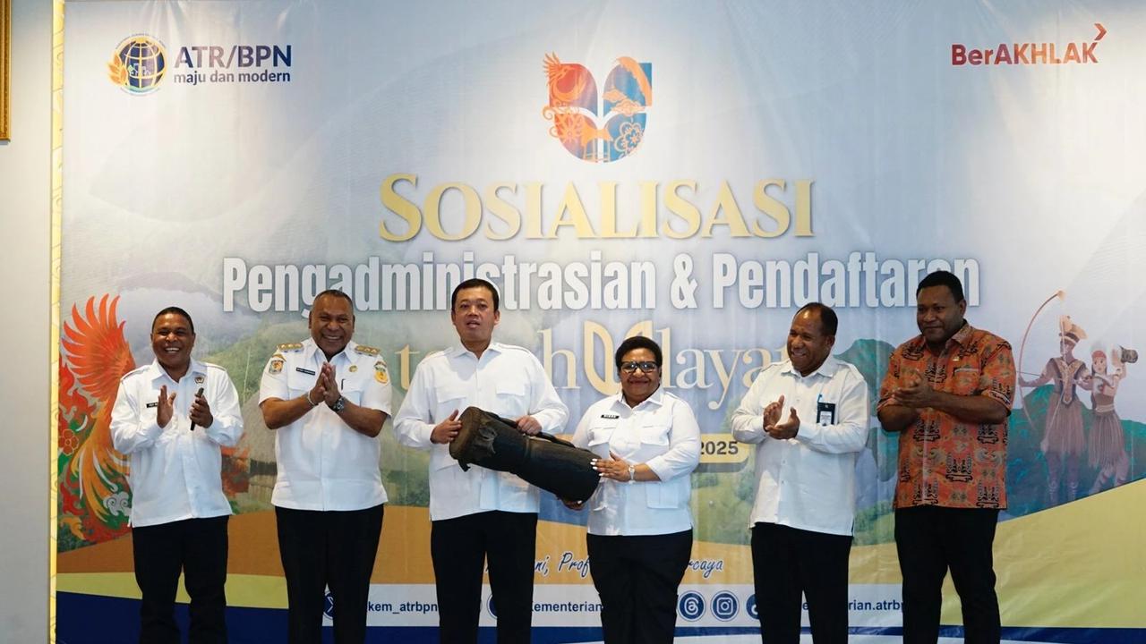 Wamendagri Ribka Haluk pada acara Sosialisasi Pengadministrasian dan Pendaftaran Tanah Ulayat Provinsi Papua Tahun 2025